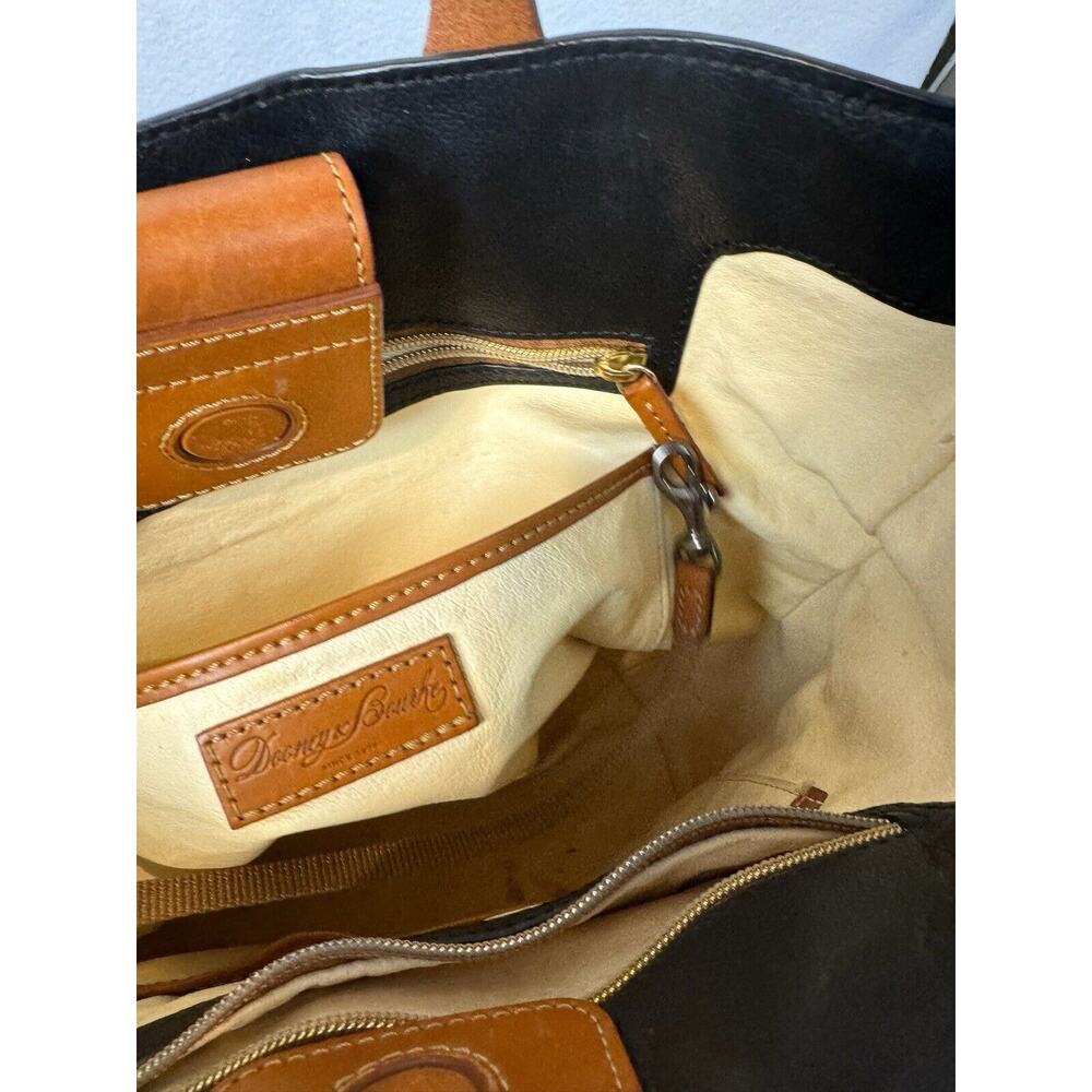 Dooney & Bourke Morgan Saddle Shoulder Bag Black Brown Leather‎ - Picture 11 of 14